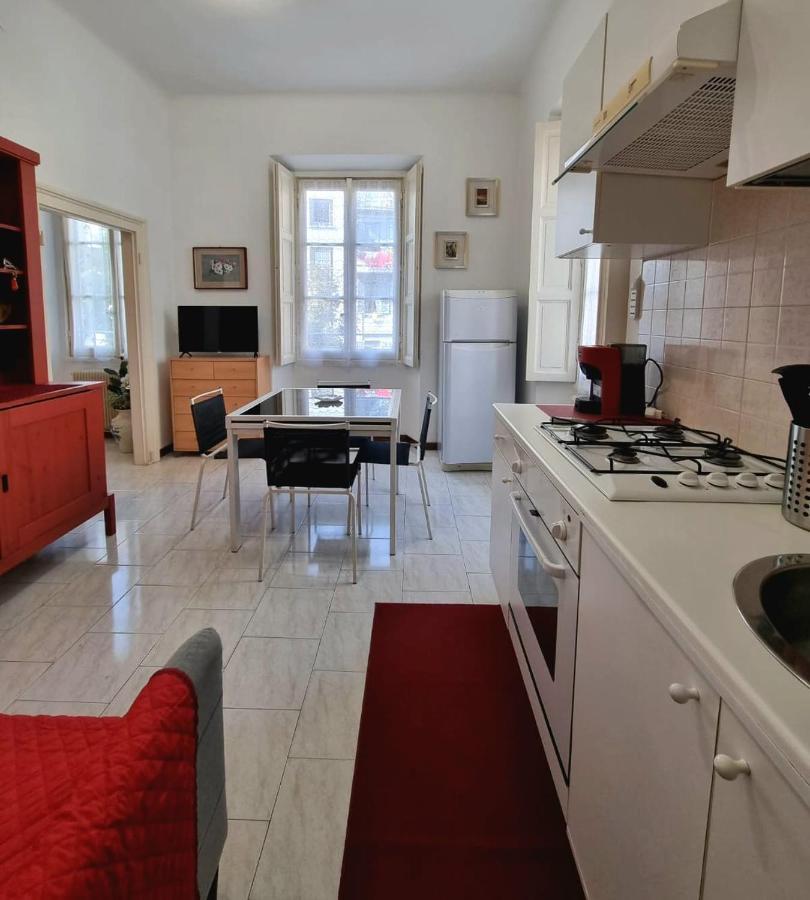 Relaxing Apartment In The Heart Of Милано Екстериор снимка